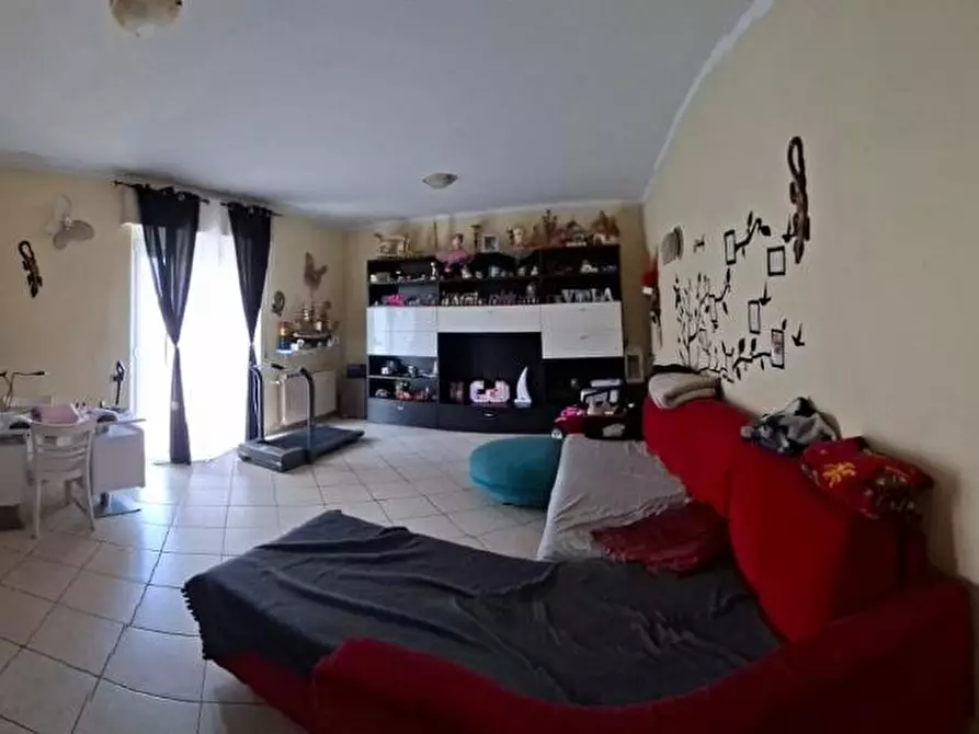 Immagine 26 di Casa trifamiliare in affitto  a Castelnuovo Magra