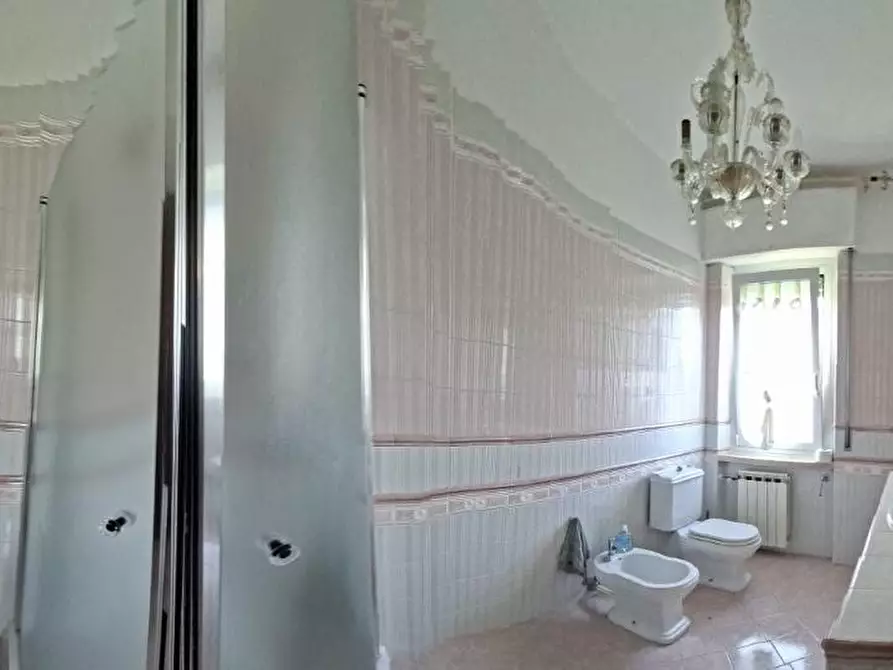 Immagine 20 di Casa trifamiliare in affitto  a Castelnuovo Magra