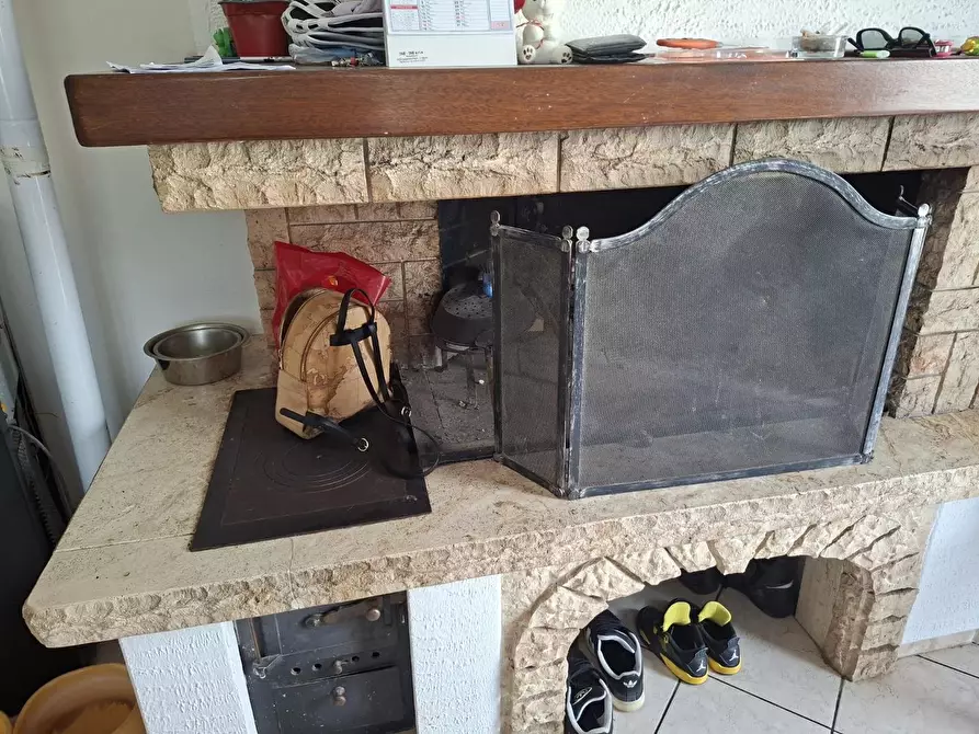 Immagine 5 di Casa trifamiliare in affitto  a Castelnuovo Magra