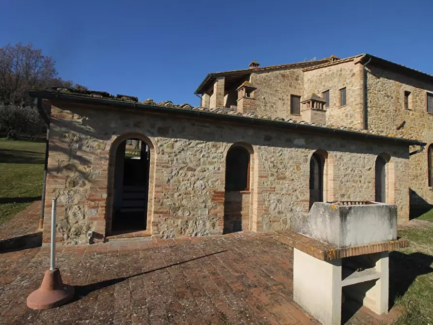 Immagine 1 di Casa colonica in vendita  a Casole D'elsa