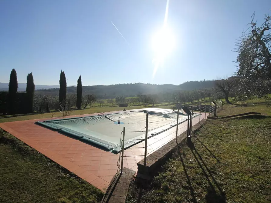 Immagine 41 di Casa colonica in vendita  a Casole D'elsa