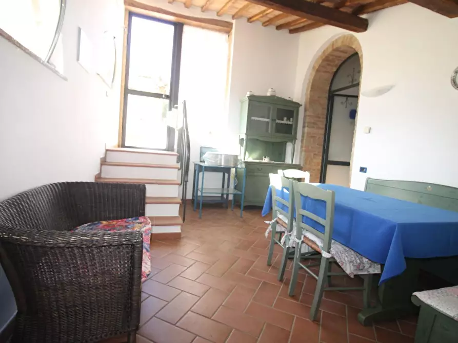 Immagine 5 di Casa colonica in vendita  a Casole D'elsa