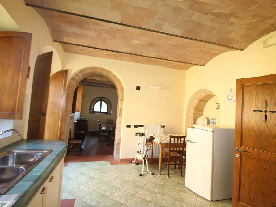 Immagine 30 di Casa colonica in vendita  a Casole D'elsa