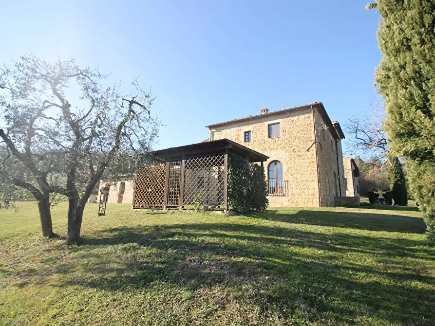 Immagine 42 di Casa colonica in vendita  a Casole D'elsa