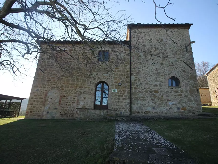 Immagine 38 di Casa colonica in vendita  a Casole D'elsa