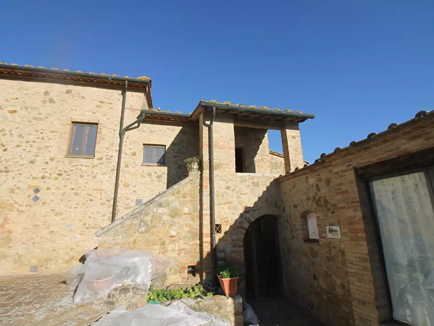 Immagine 8 di Casa colonica in vendita  a Casole D'elsa