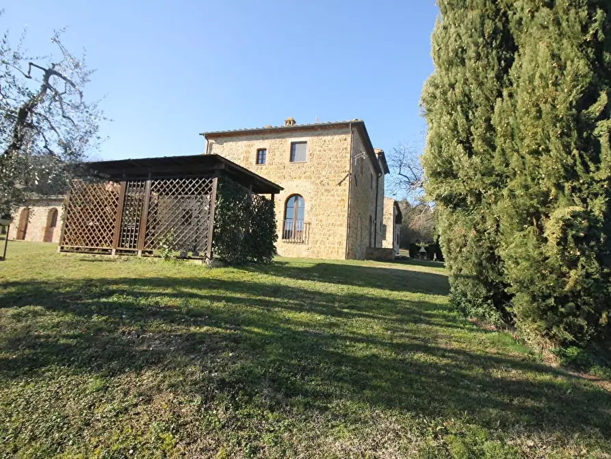 Immagine 40 di Casa colonica in vendita  a Casole D'elsa