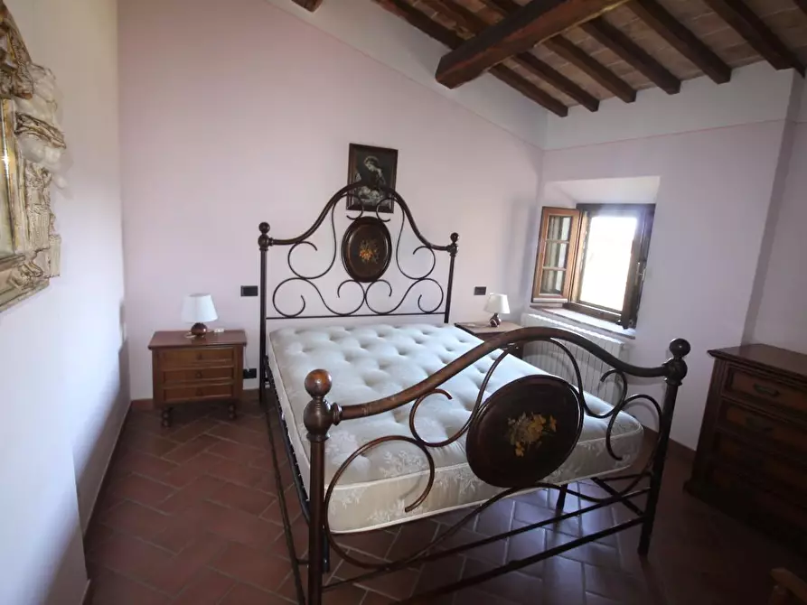 Immagine 3 di Casa colonica in vendita  a Casole D'elsa