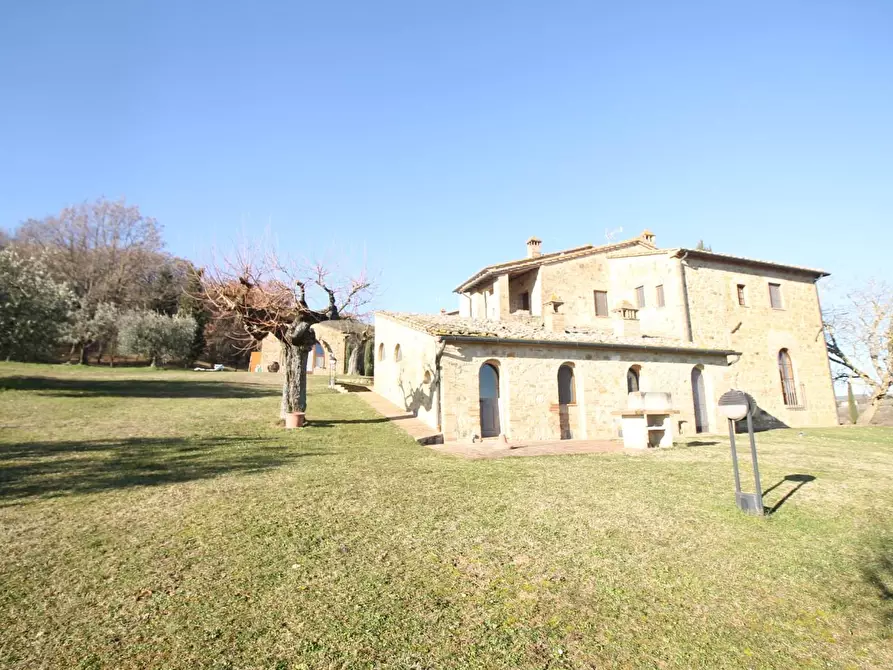 Immagine 45 di Casa colonica in vendita  a Casole D'elsa