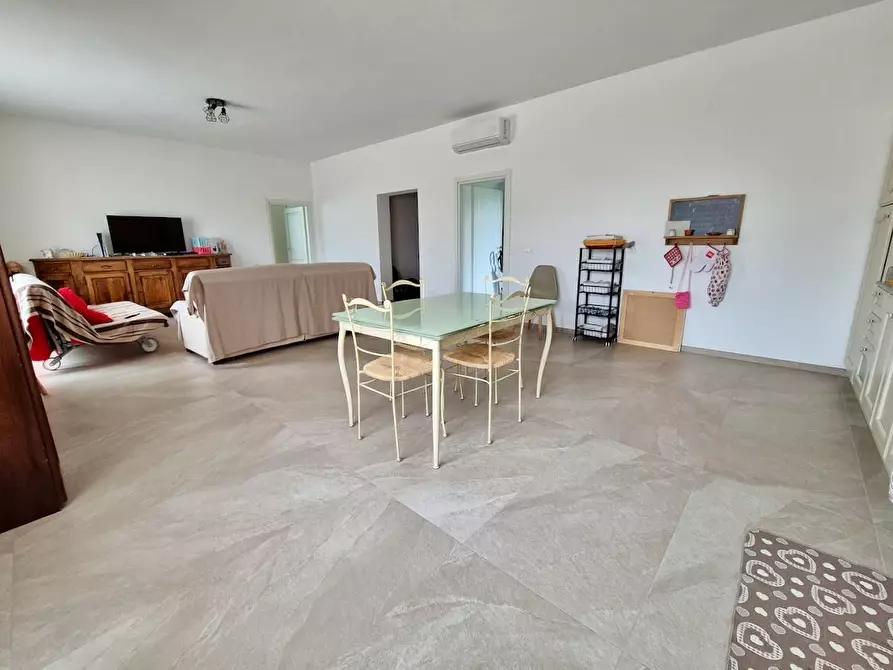 Immagine 3 di Appartamento in vendita  a San Giuliano Terme