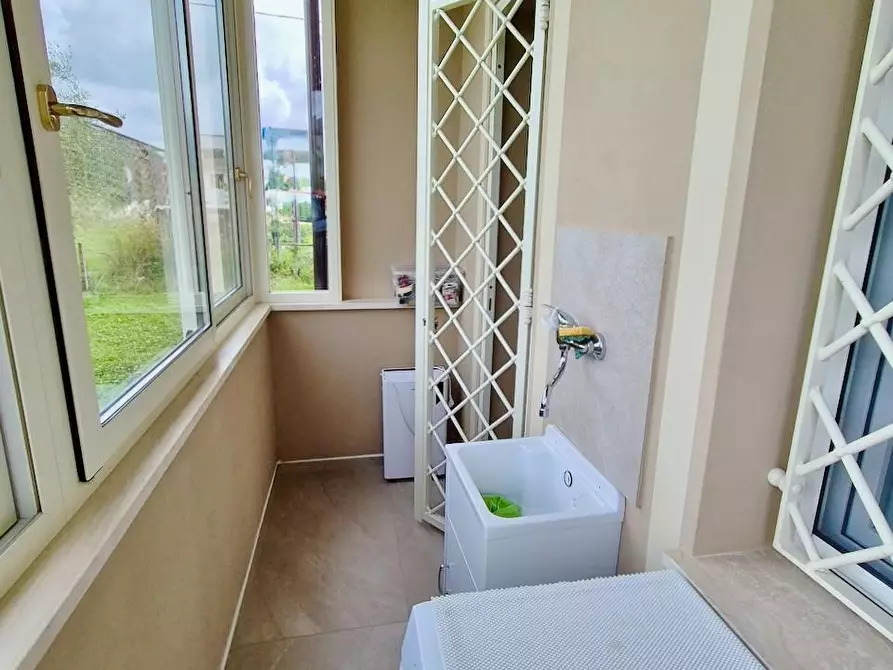 Immagine 13 di Appartamento in vendita  a San Giuliano Terme