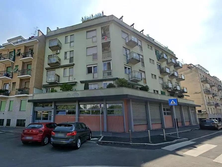 Immagine 1 di Appartamento in vendita  a Milano