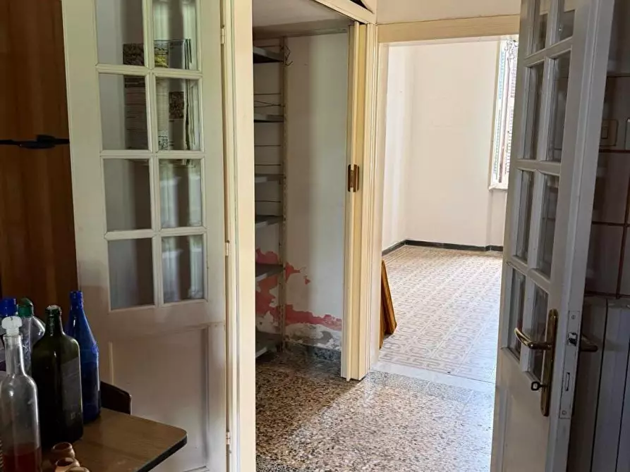 Immagine 3 di Casa semindipendente in vendita  a Ortonovo
