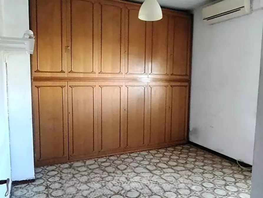 Immagine 9 di Appartamento in vendita  a Pisa