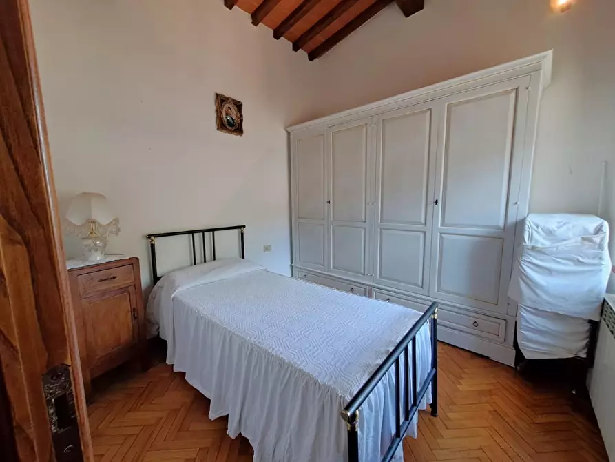 Immagine 13 di Appartamento in vendita  a Castellina In Chianti