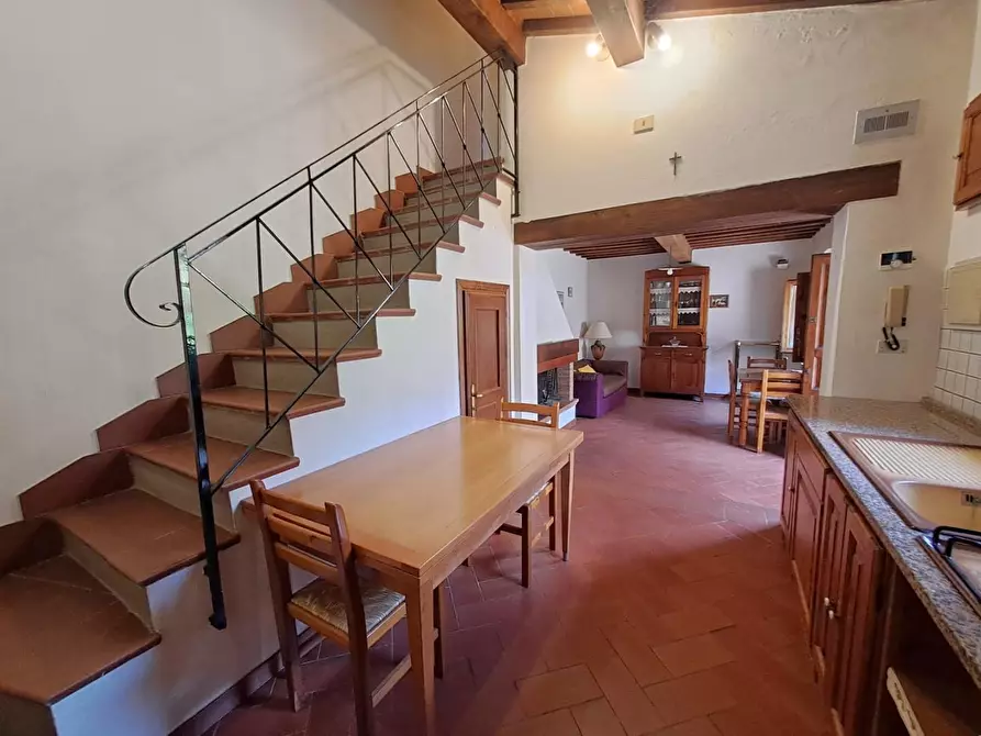 Immagine 5 di Appartamento in vendita  a Castellina In Chianti