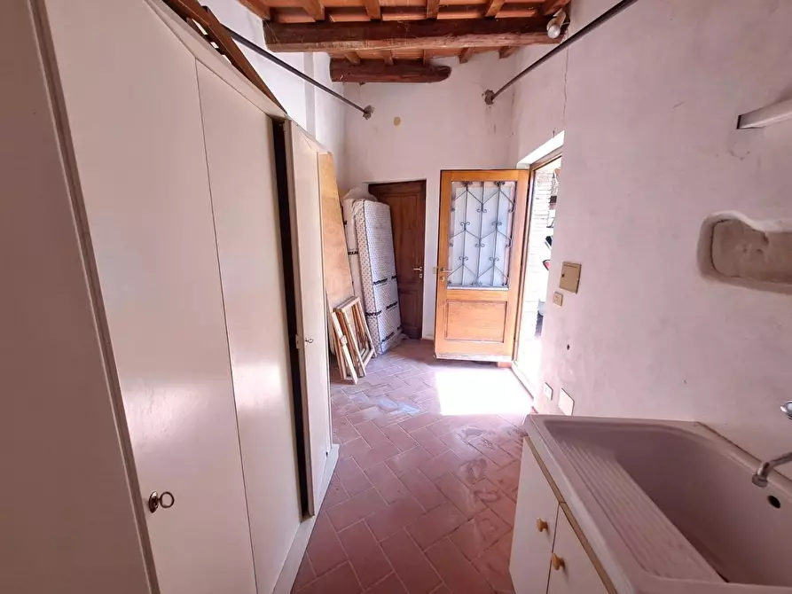 Immagine 17 di Appartamento in vendita  a Castellina In Chianti