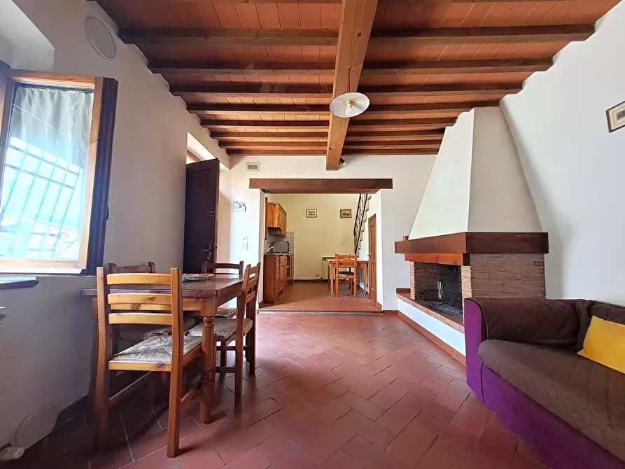 Immagine 2 di Appartamento in vendita  a Castellina In Chianti