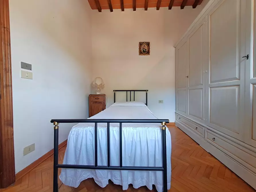 Immagine 12 di Appartamento in vendita  a Castellina In Chianti