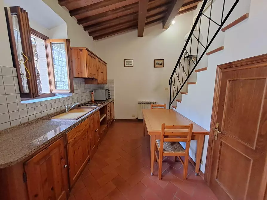 Immagine 8 di Appartamento in vendita  a Castellina In Chianti