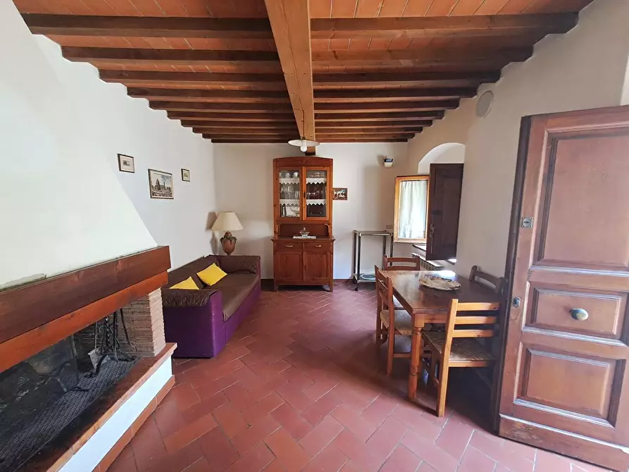 Immagine 1 di Appartamento in vendita  a Castellina In Chianti