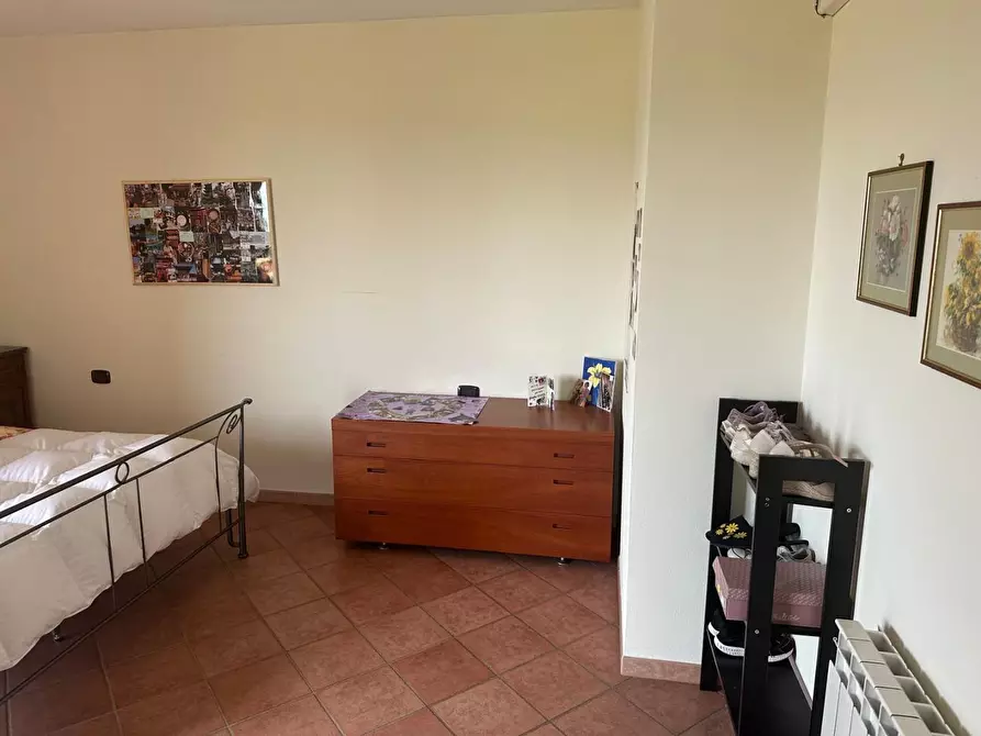 Immagine 10 di Appartamento in vendita  a Cascina
