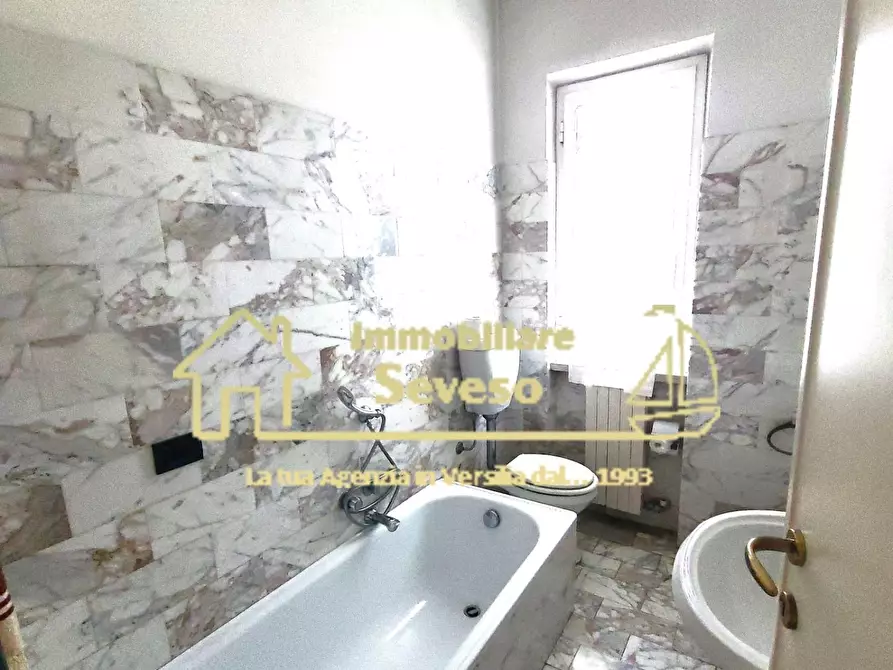 Immagine 23 di Casa bifamiliare in affitto  a Forte Dei Marmi