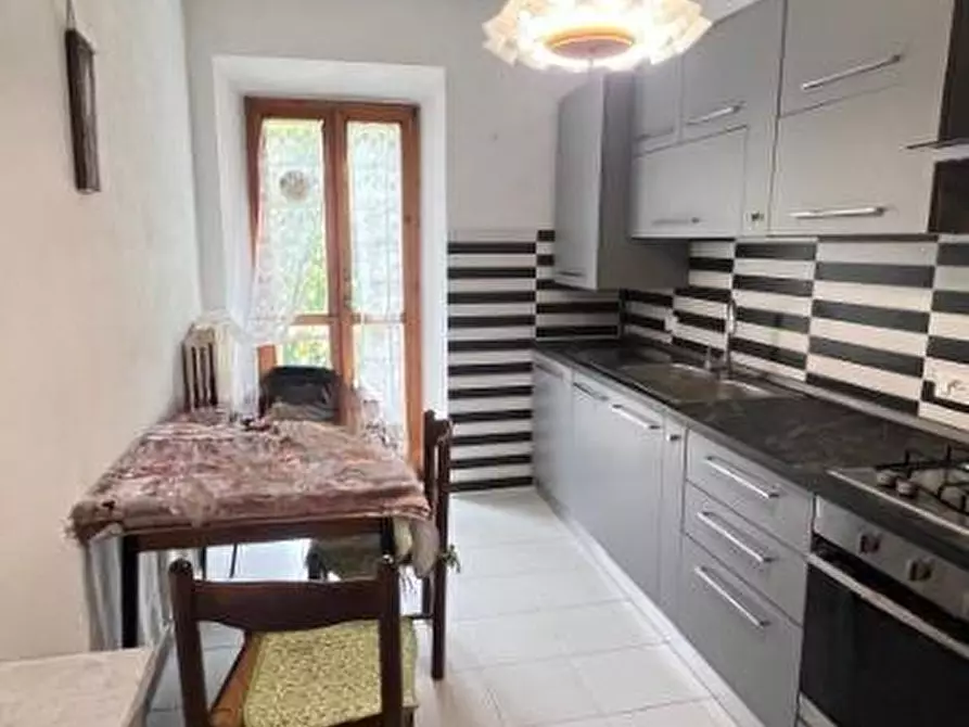 Immagine 15 di Appartamento in vendita  a Volterra