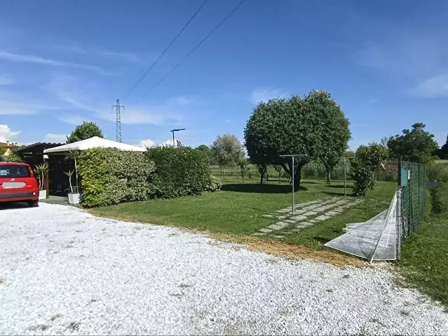 Immagine 2 di Casa bifamiliare in vendita  a Fucecchio