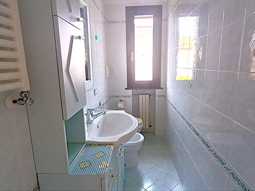 Immagine 11 di Casa bifamiliare in vendita  a Fucecchio