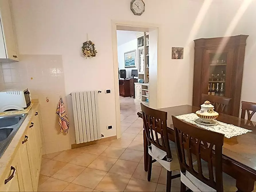 Immagine 8 di Casa bifamiliare in vendita  a Fucecchio