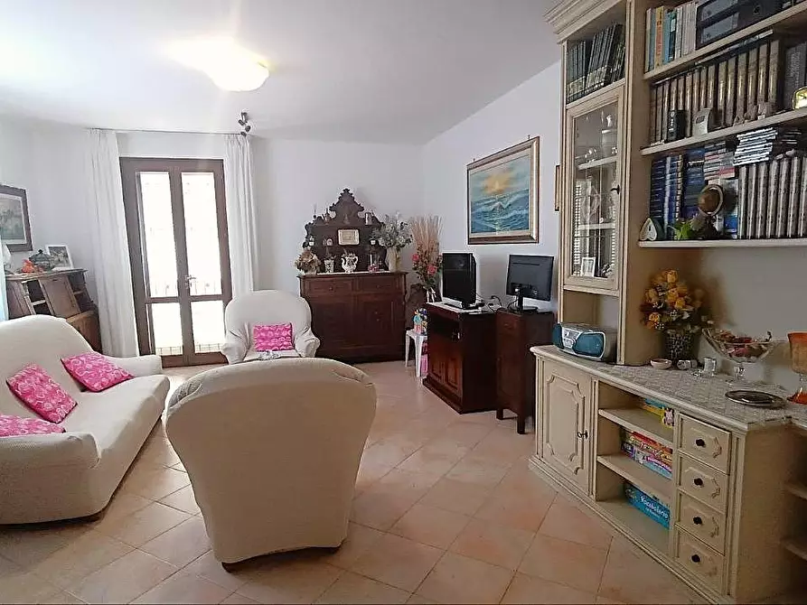 Immagine 5 di Casa bifamiliare in vendita  a Fucecchio