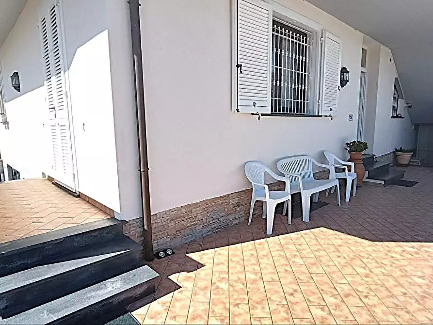 Immagine 30 di Casa bifamiliare in vendita  a Fucecchio