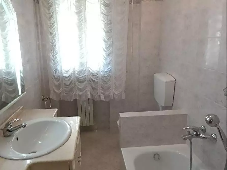 Immagine 12 di Casa bifamiliare in vendita  a Fucecchio