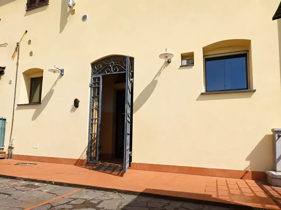 Immagine 14 di Appartamento in vendita  a Cascina