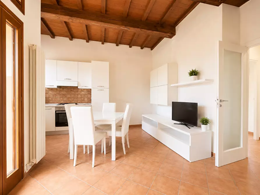 Immagine 4 di Appartamento in vendita  a Cascina