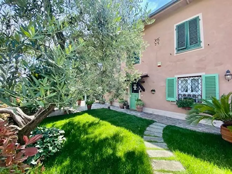 Immagine 1 di Appartamento in vendita  a Buggiano