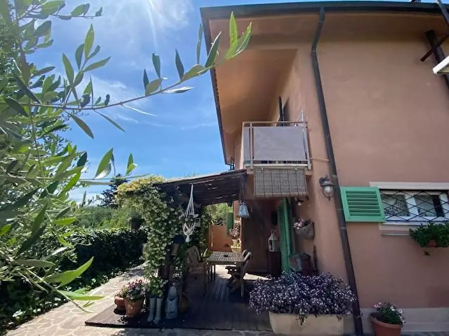 Immagine 16 di Appartamento in vendita  a Buggiano