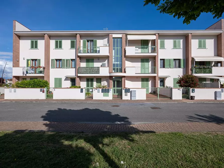 Immagine 2 di Appartamento in vendita  a Cascina