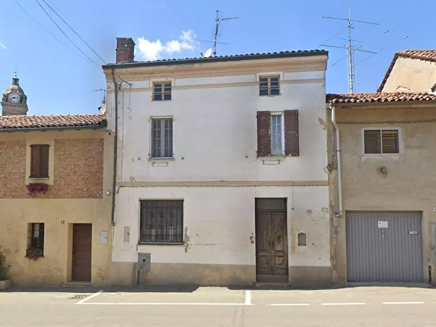 Immagine 1 di Appartamento in vendita  a Breme