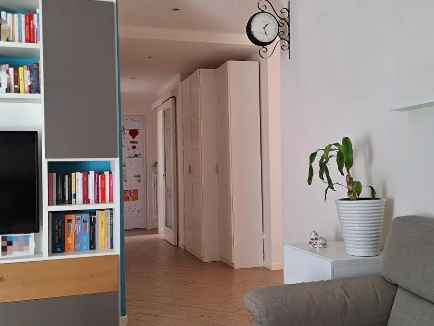 Immagine 4 di Appartamento in vendita  a Livorno