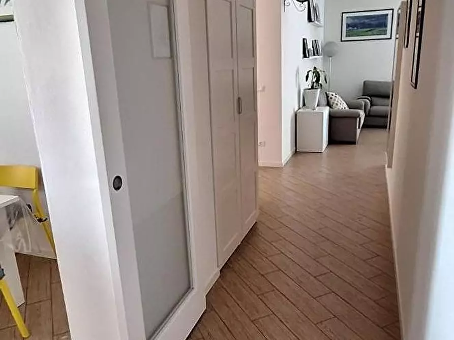 Immagine 10 di Appartamento in vendita  a Livorno