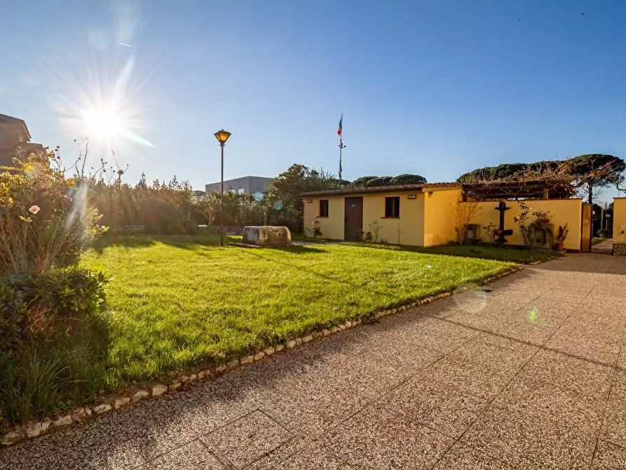 Immagine 4 di Casa colonica in vendita  a Vicopisano