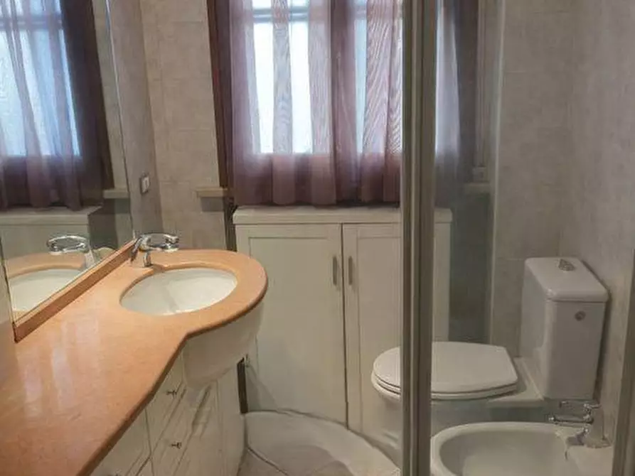 Immagine 14 di Appartamento in vendita  a Pisa