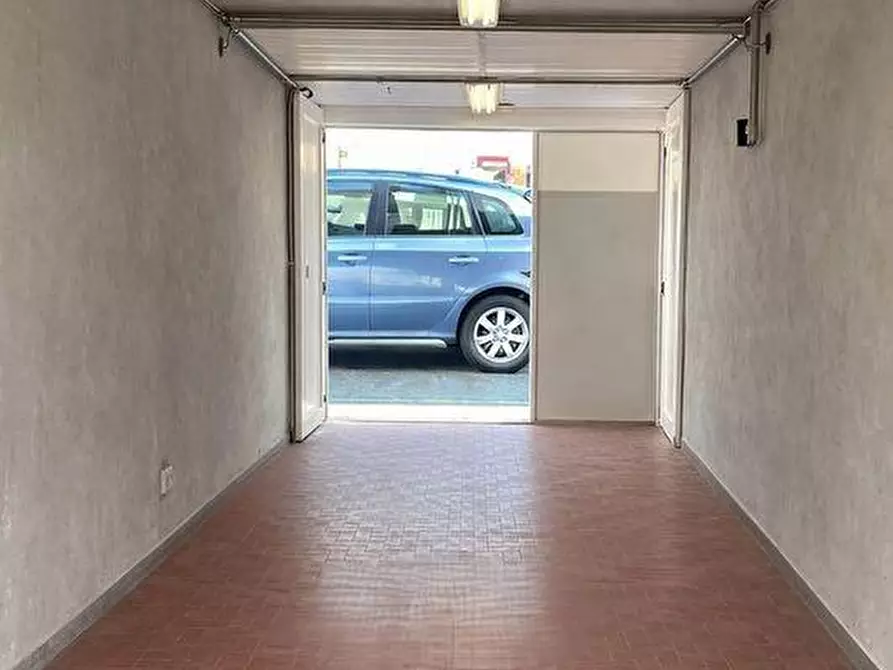 Immagine 15 di Appartamento in vendita  a Pisa