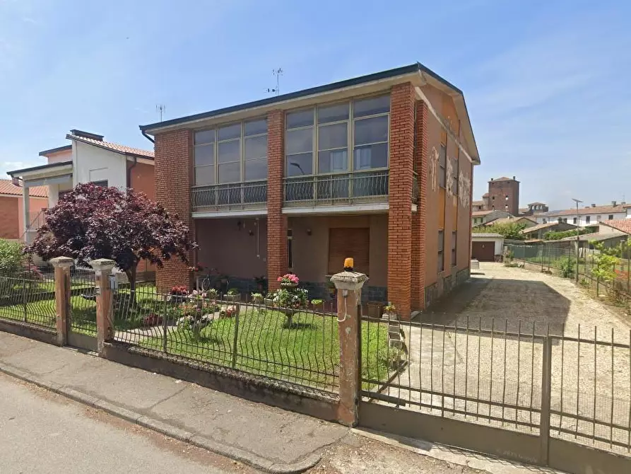 Immagine 1 di Villa in vendita  a Pieve Del Cairo