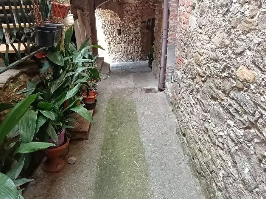 Immagine 24 di Casa semindipendente in vendita  a Villafranca In Lunigiana