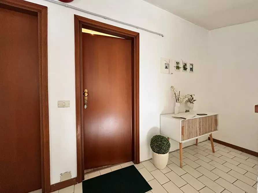 Immagine 20 di Appartamento in vendita  a Pontedera