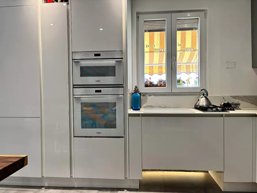 Immagine 8 di Appartamento in vendita  a Pontedera