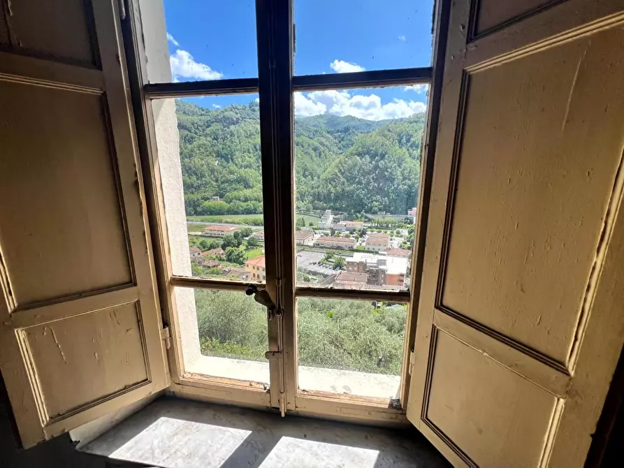 Immagine 40 di Terratetto in vendita  a Borgo A Mozzano